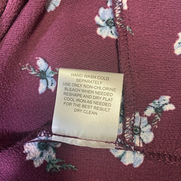 Pink Republic Plum Floral Knot Front Blouse - women’s size small - Picture 6 of 14
